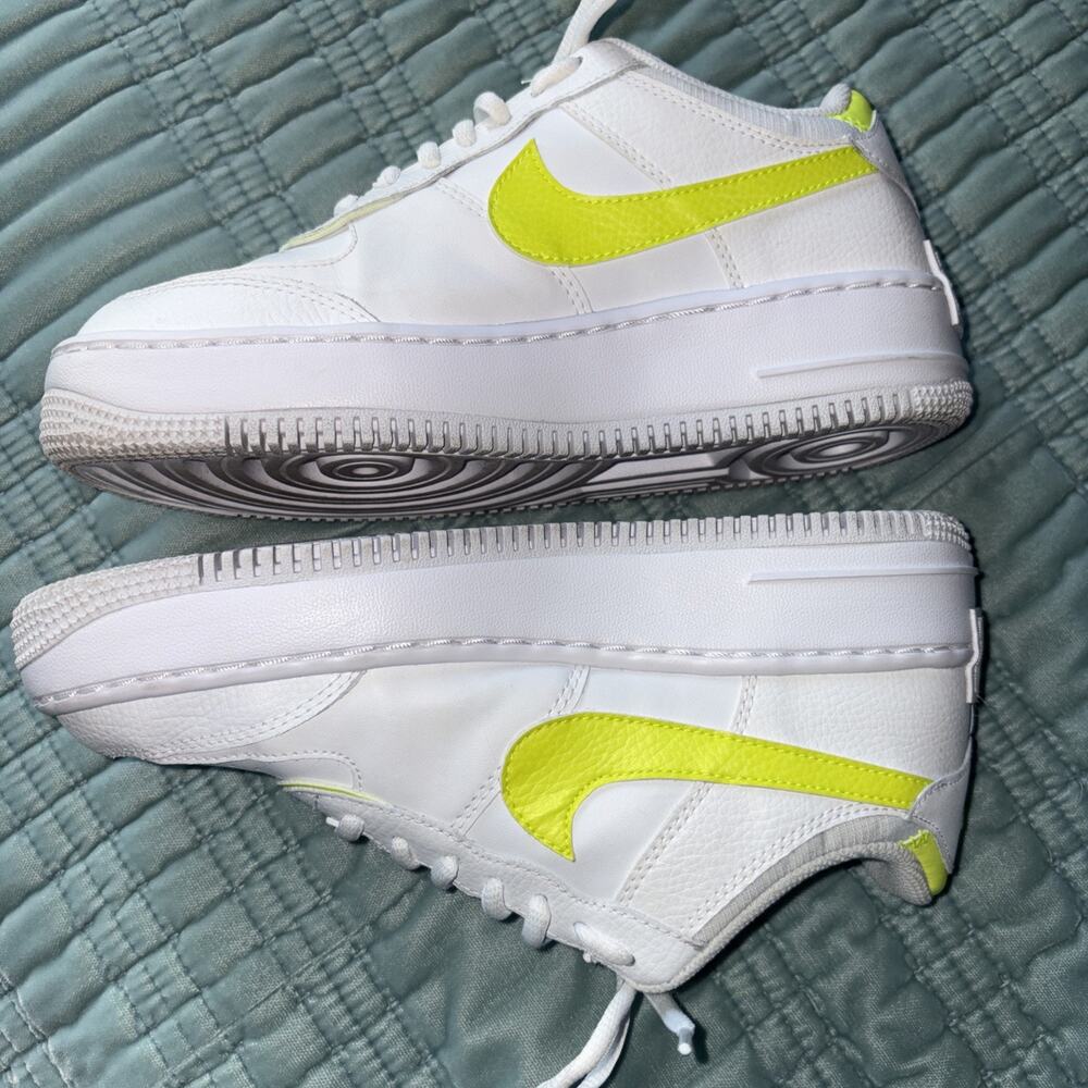 Nike Air Force 1 Neon Green White Sneakers Tennis Shoes Size 7.5 Worn Once - Picture 3 of 9
